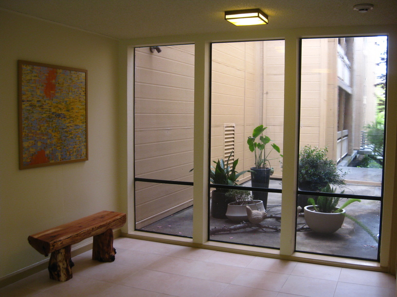Lobby-Outside-View